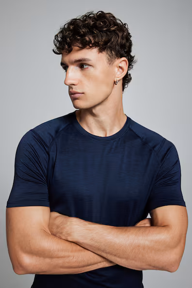 Спортивная рубашка MUSCLE FIT из ткани DRYMOVE™