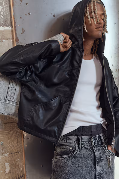 TOP SEM MANGAS CANELADO SLIM FIT